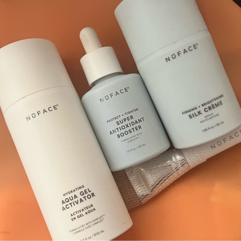 Custom NuFACE Bundle w/ Aqua Gel, Silk Crème, Antioxidant Serum & Applicator